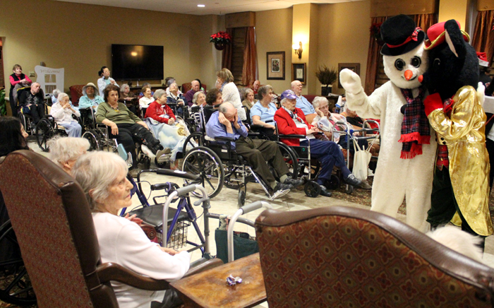 Ryan carolers spread good cheer to elderly residents – Catholic Philly