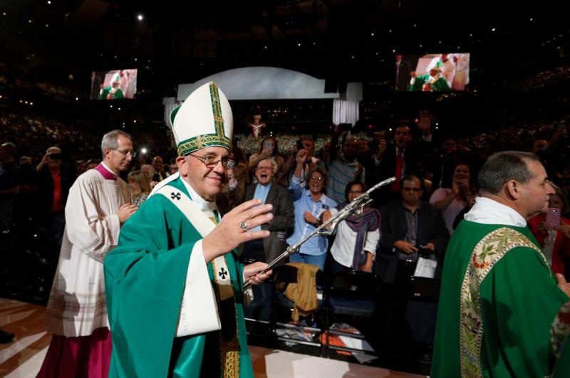 Pope Francis waves to the crowd at the end of Mass at Madison Square Garden in New York Sept. 25. (CNS photo/Paul Haring) See POPE-NY-MASS Sept. 25, 2015.