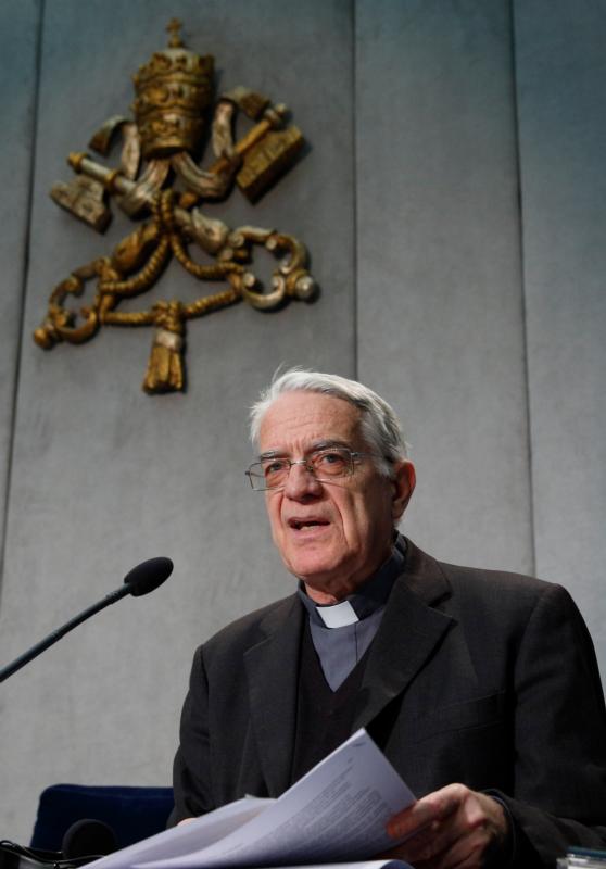 Jesuit Father Federico Lombardi, papal spokesman, is pictured during an Oct. 26 press conference at the Vatican. Investigations into money laundering, insider trading and market manipulation through a Vatican office were launched after an initial report was filed by the Vatican Financial Intelligence Authority in February 2015, the Vatican spokesman said Nov. 4. (CNS photo/Paul Haring)