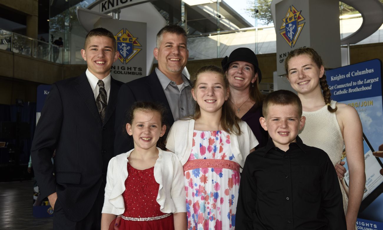 God's 'persistent' voice spurs Knights Family of the Year to serve others -  CatholicPhilly