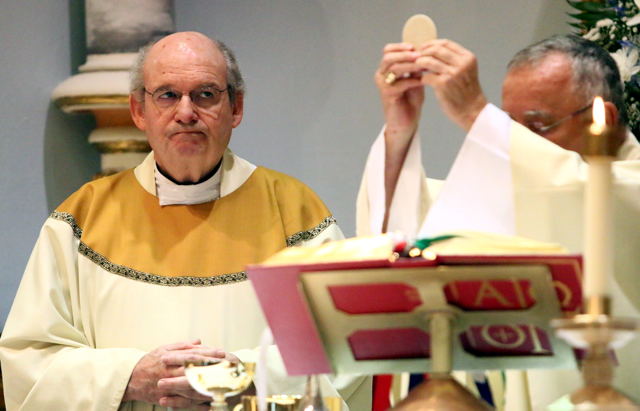 Across the Aisles: Nativity B.V.M. Parish, Media – Catholic Philly
