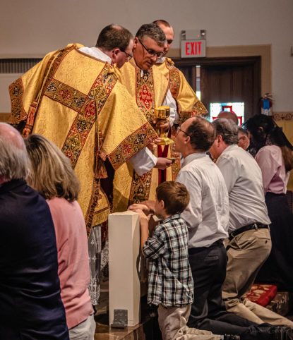 Archbishop Chaput visits St. Mary’s, prays at Latin Mass – CatholicPhilly