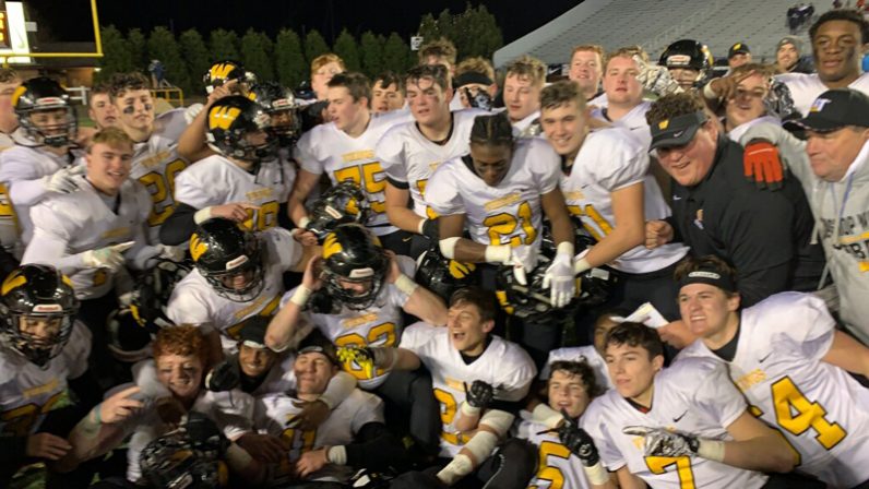 Key kicks, late TD seal close 19-15 state title for Archbishop Wood โ Catholic Philly Key kicks, late TD seal close 19-15 state title for Archbishop Wood โ Catholic Philly