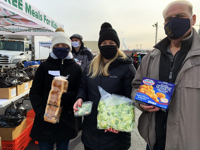 Delco families get helping hand for their holiday tables - Vimarsana News