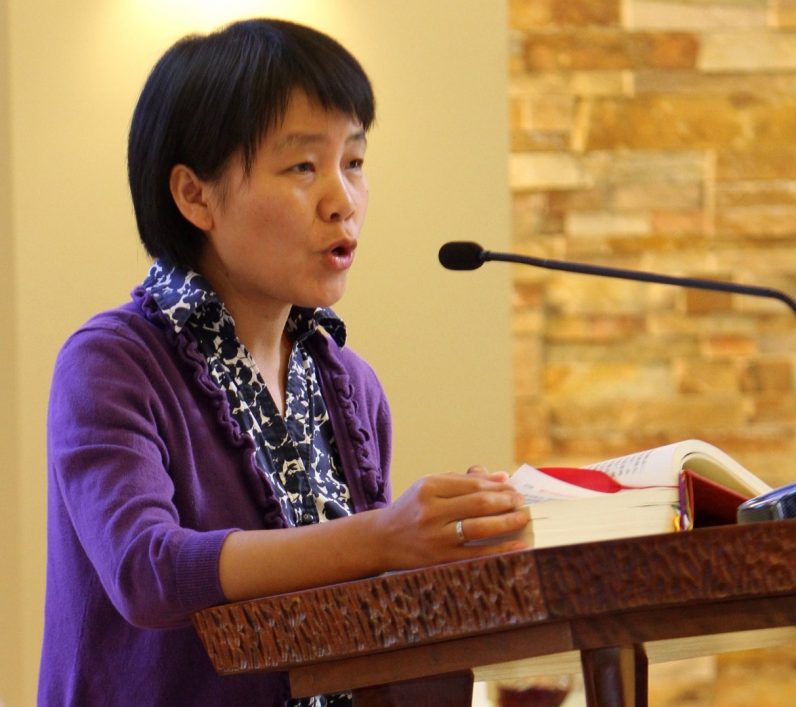 Pope amends canon law so women can minister as lectors, acolytes - Vimarsana News
