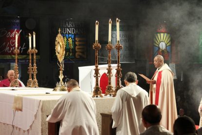 New Norms Address Exposition Of Eucharist Benediction CatholicPhilly   20211117T1300 BISHOPS EUCHARISTIC EXPOSITION BENEDICTION 1512043 415x277 