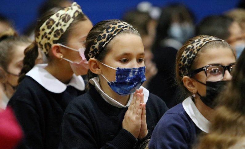 Mask mandate returns to city's Catholic schools – Catholic Philly - Vimarsana News