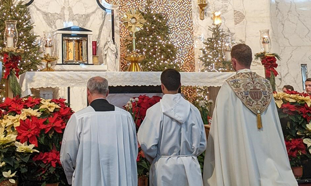 Parish holy hours offer prayers for vocations - Vimarsana News