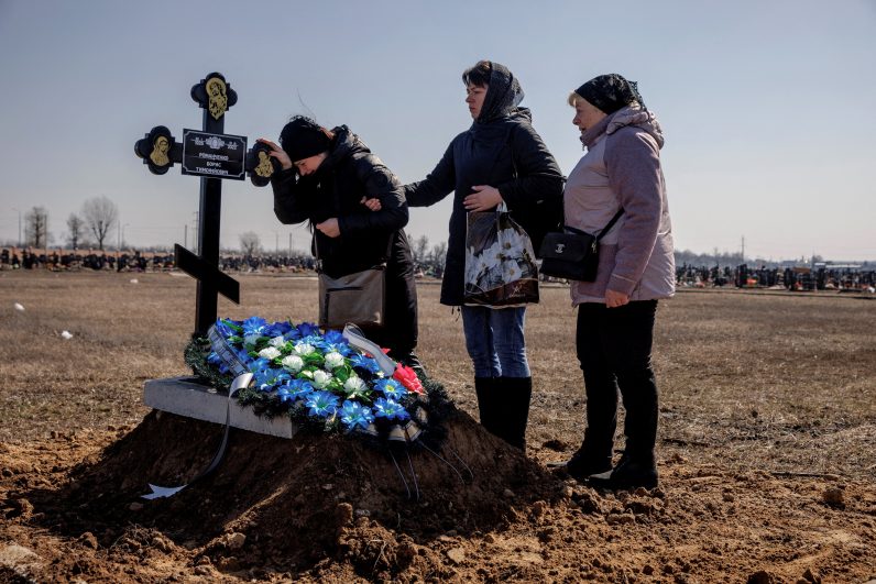 Lenten prayer service unites Ukraine's sufferings with Christ's passion – Catholic Philly - Vimarsana News