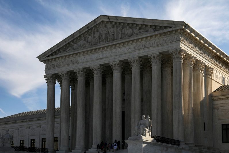 Court rules in favor of inmate's prayer request during execution – Catholic Philly - Vimarsana News