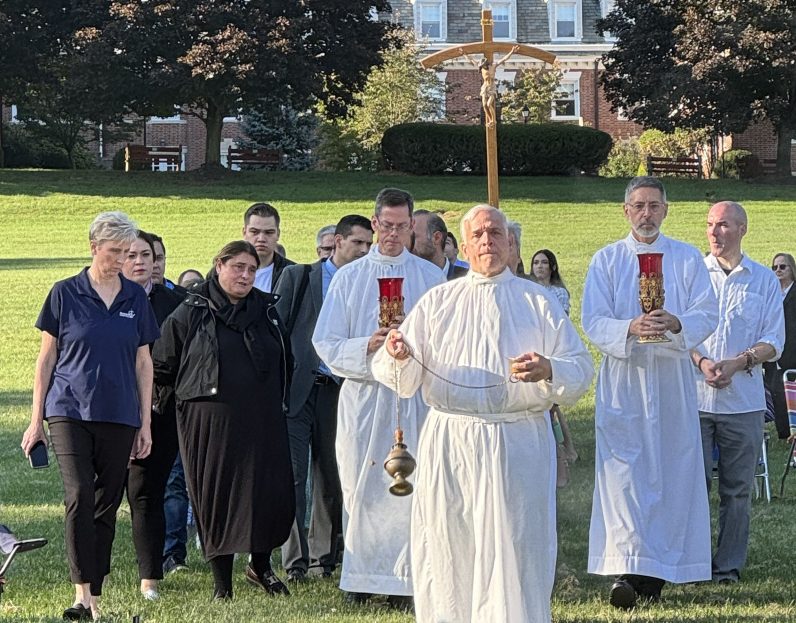 Blessed Carlo Acutis' Mother Visits Malvern Retreat House, Shares His Message of Sacramental Life – Catholic Philly - Vimarsana News