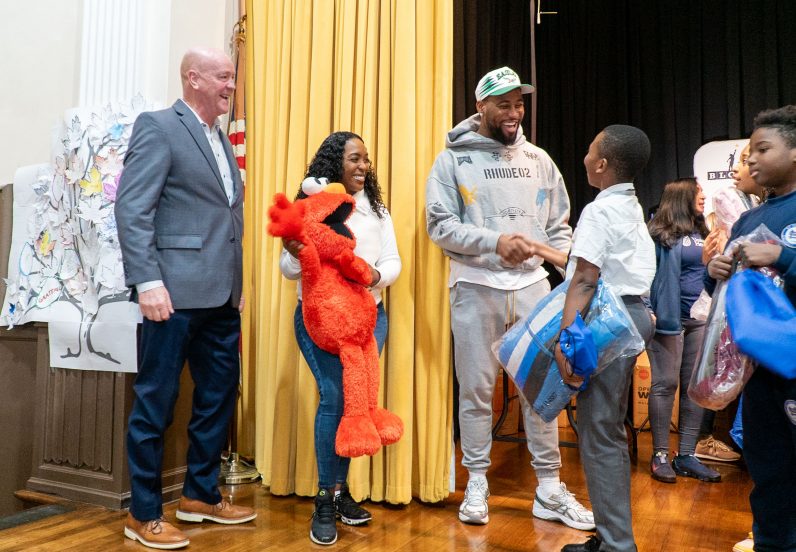 Haason Reddick Donates 200 Winter Coats to Catholic School Students in  North Philadelphia – Catholic Philly