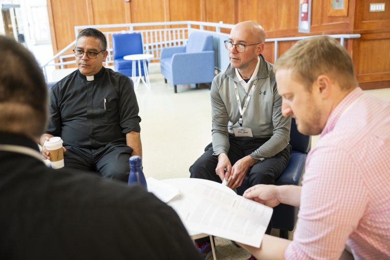 Philadelphia Seminarians Receive Formation in Church Management - Vimarsana News