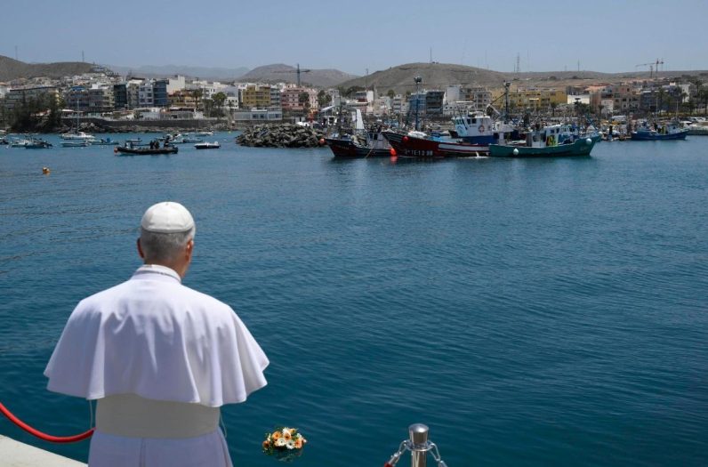 This Week: Dont Forget Migrant Children Displaced by War, Conflict, Pope Says
